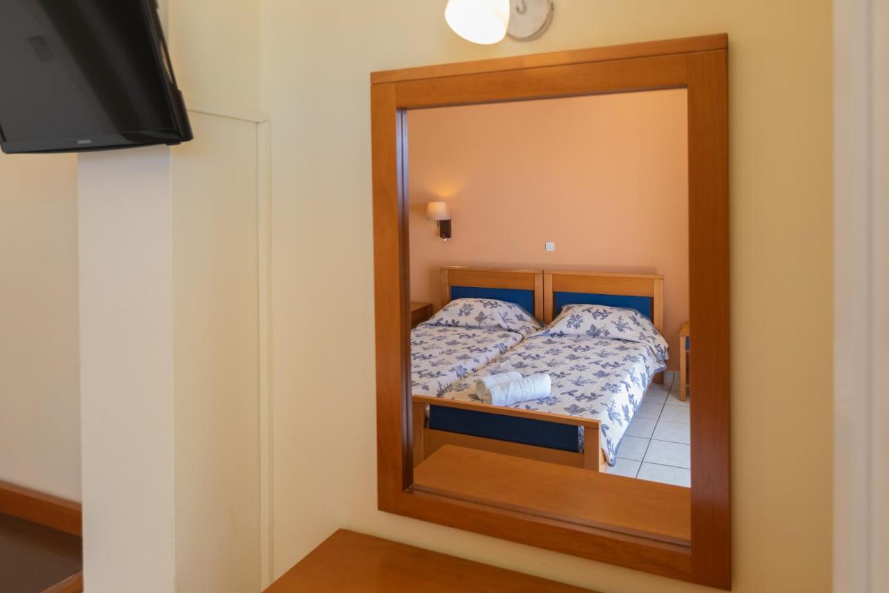 Garbis Villas & Apartments Lourdata  Zewnętrze zdjęcie